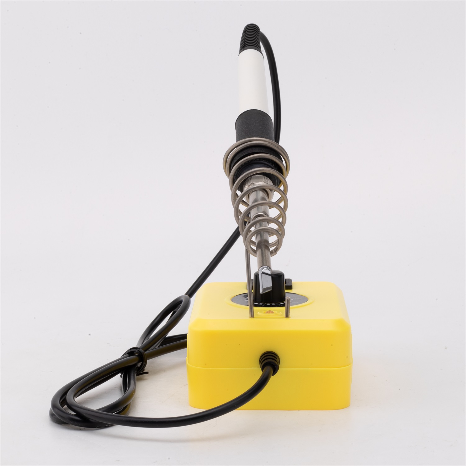 Bezprzewodowa lutownica DeWalt – Soldering Station T12 Oled recenzja i cena